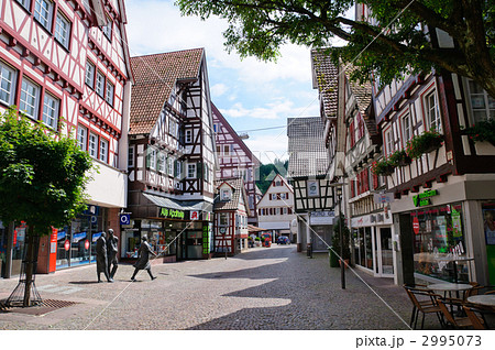 カルフ ヘルマン ヘッセ 海外 中世の町並みの写真素材