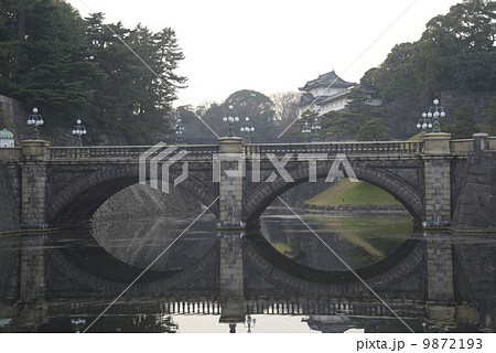 皇居 正門 石橋 眼鏡橋の写真素材