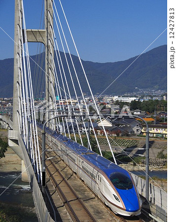 7両 Jr東日本 電車 流線形 壁紙の写真素材