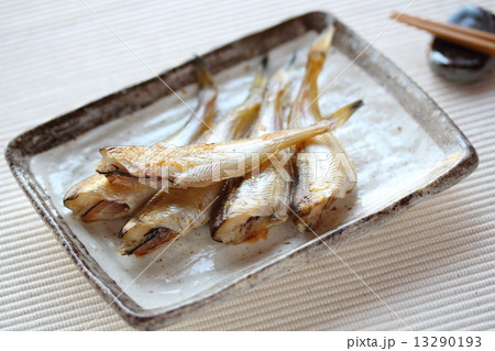 ハタハタ 丸干し 干物 食べ物の写真素材