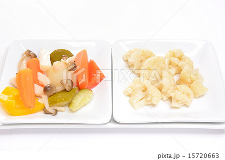 カリフラワー 野菜料理 ア ラ グレック 洋食の写真素材