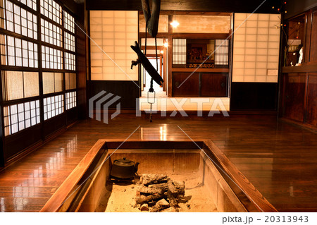 自在鍵 囲炉裏の写真素材 - PIXTA