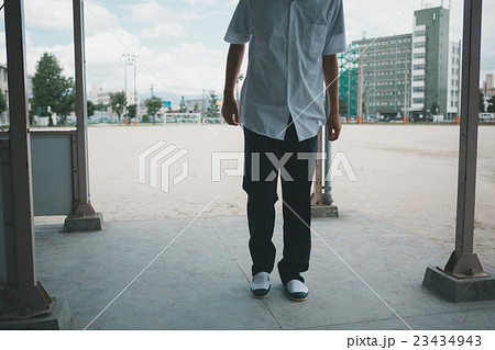 中学生 ダンス 男子中学生 シルエットの写真素材