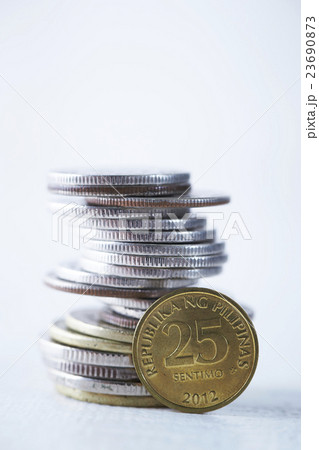フィリピン ペソ 5ペソ ニッケル黄銅貨(1995年発行) < フィリピン < 海外通貨