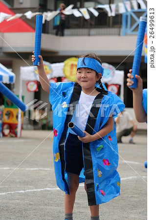 運動会 ソーラン節 踊る 子どもの写真素材