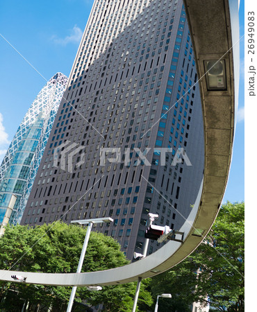 サークル交差点 新宿警察署裏交差点 新宿 都市の写真素材 - PIXTA
