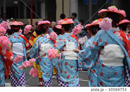 祭り 博多 パレード どんたくの写真素材