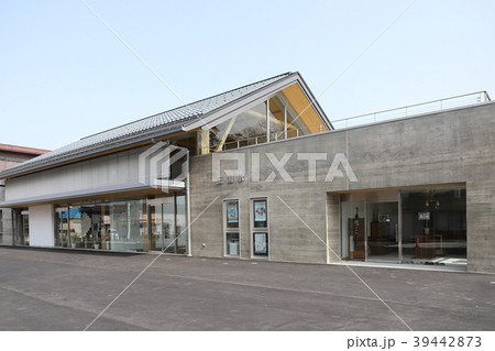 三国駅 新駅舎 日本 福井県の写真素材