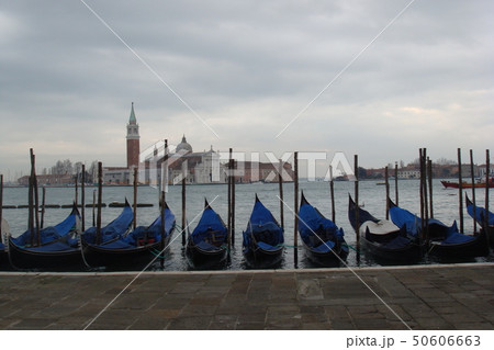 船 舟 ゴンドラ 自然の写真素材