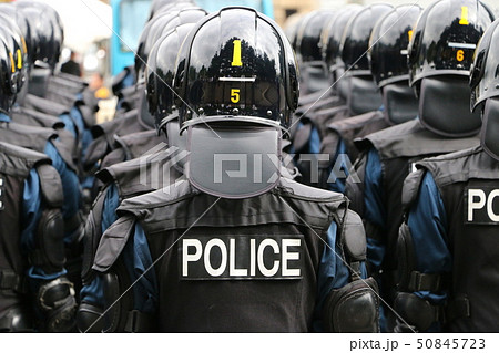 警察部隊