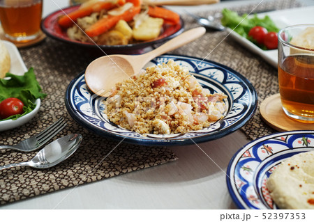 クスクス モロッコ料理 食べ物 屋内の写真素材