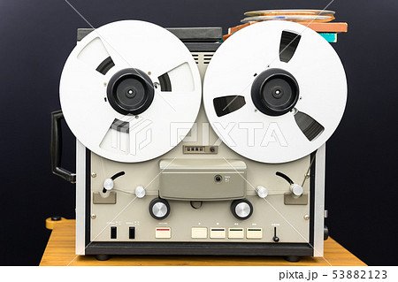 テープレコーダー オープンリール テープ 磁気テープの写真素材