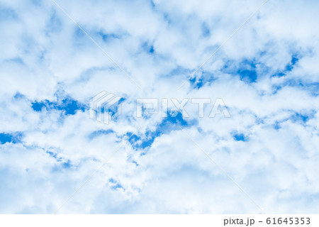 しらす雲の写真素材