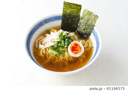 チキンラーメンの写真素材