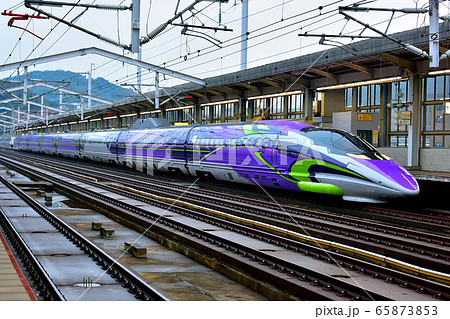 新幹線 こだま 0系 新大阪駅の写真素材