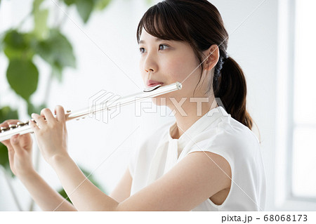 吹くの写真素材