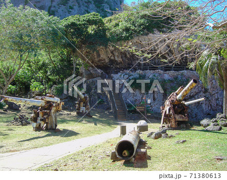 戦跡 廃墟 戦争 サイパンの写真素材