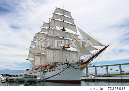 かっこいい船の写真素材