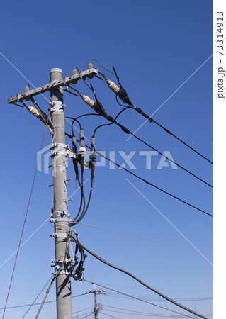 支線ワイヤーの写真素材