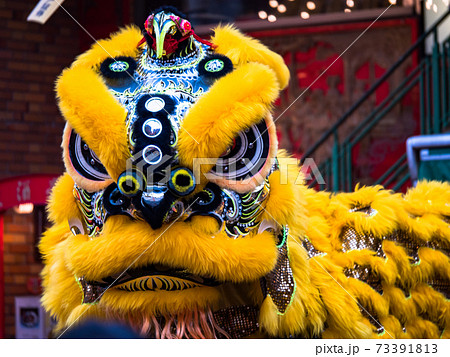 春節祭 獅子舞 南京町の写真素材