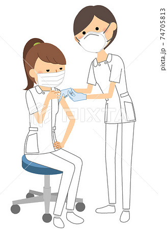 女性 ナース 看護師 注射のイラスト素材