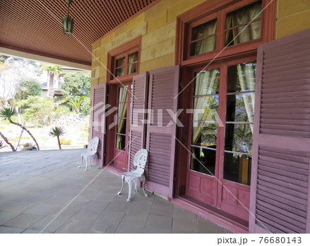 玄関 扉 ドア 洋館の写真素材