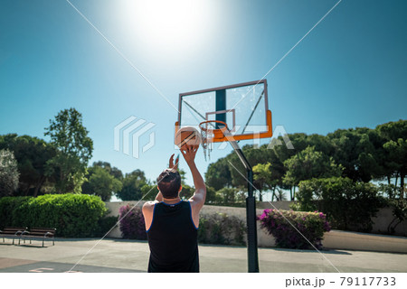 ストリートバスケの写真素材