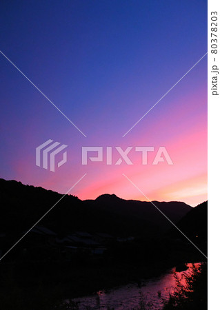 パソコン壁紙 青空の写真素材