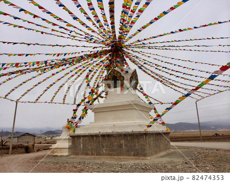 仏塔(チョルテン)の写真素材 - PIXTA 仏塔(チョルテン)の写真素材 - PIXTA
