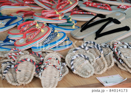 草履 わらじ 伝統工芸 工芸品の写真素材