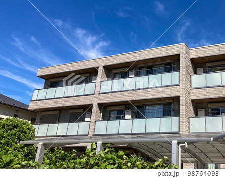 おしゃれな新築マンションの外観イメージ