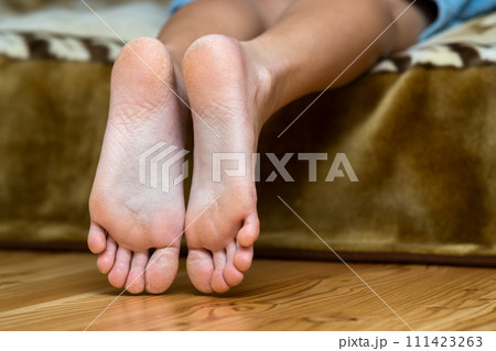 958 Kid Yoga Feet Stock Photos - Free & Royalty-Free Stock Photos from  Dreamstime